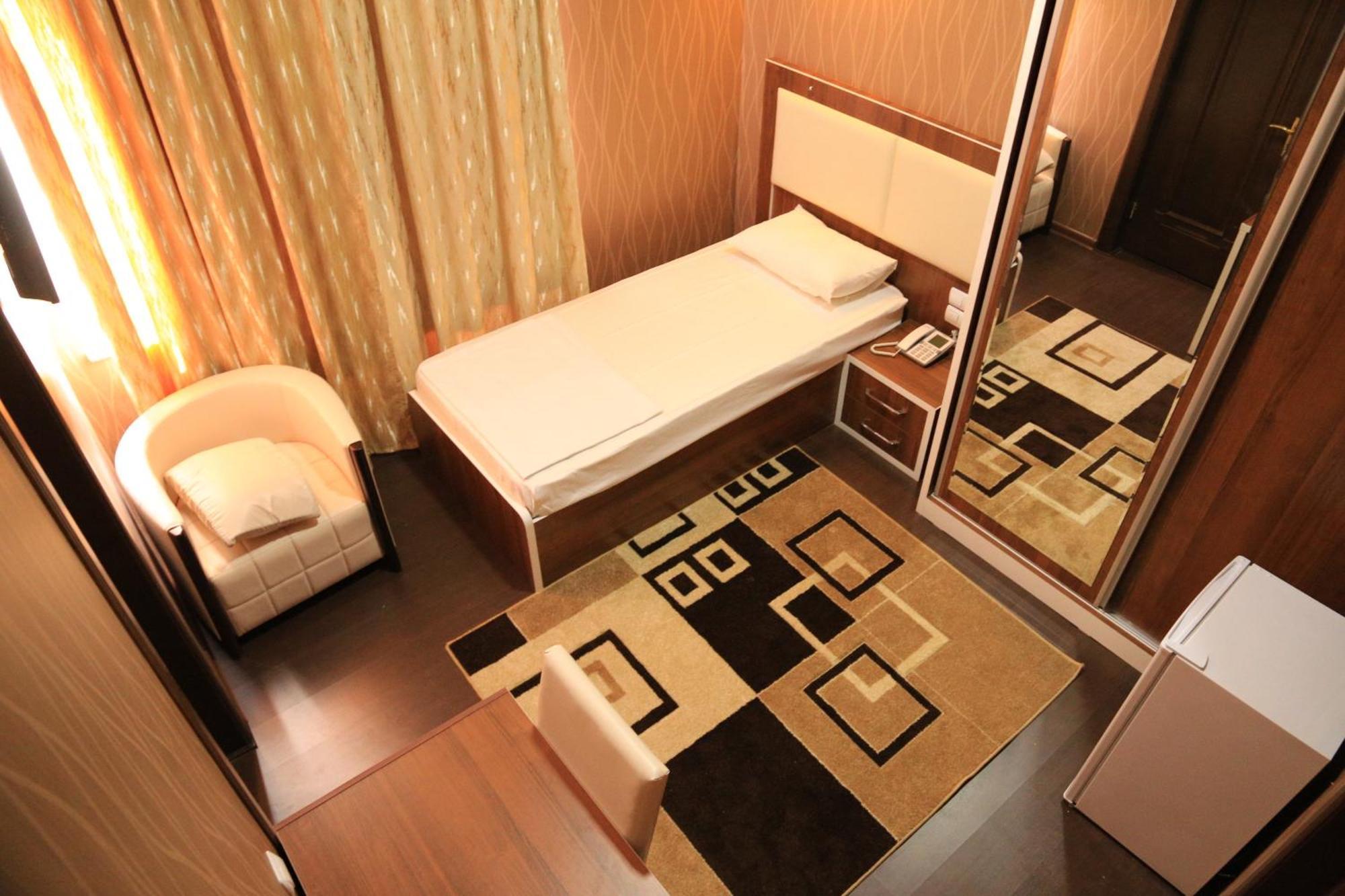 Sipehr Hotel Chkalovsk Phòng bức ảnh