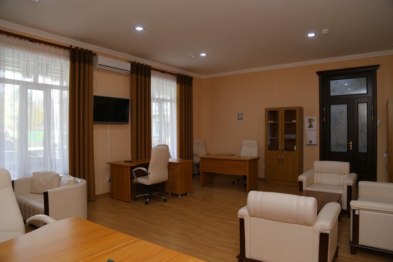 Sipehr Hotel Chkalovsk Ngoại thất bức ảnh